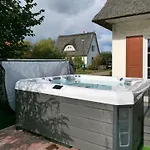 Strandnahes Reethaus Elefant Mit Aussenwhirlpool By Interhome Beckerwitz