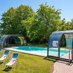 Сasa de vacaciones Strandnahes Reethaus Elefant Mit Aussenwhirlpool By Interhome *