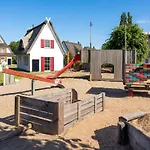 Strandnahes Reethaus Elefant Mit Aussenwhirlpool By Interhome