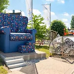 Strandnahes Reethaus Elefant Mit Aussenwhirlpool By Interhome Beckerwitz