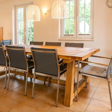 Strandnahes Reethaus Elefant Mit Aussenwhirlpool By Interhome Сasa de vacaciones Beckerwitz