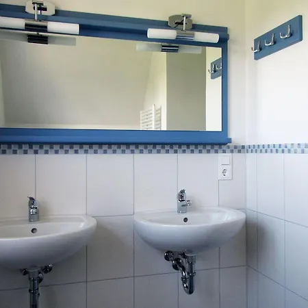 Strandnahes Reethaus Elefant Mit Aussenwhirlpool By Interhome Сasa de vacaciones *
